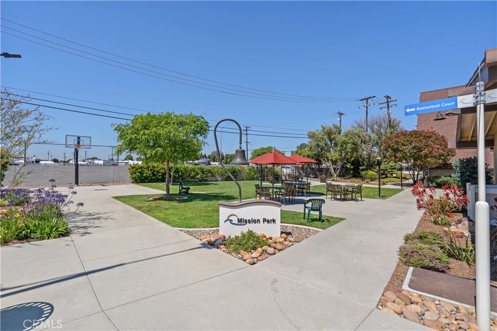 13271 Del Monte Dr M14-33J