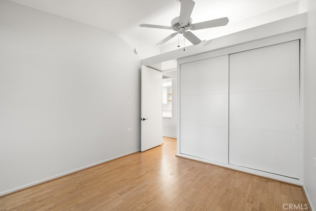 13271 Del Monte Dr M14-33J