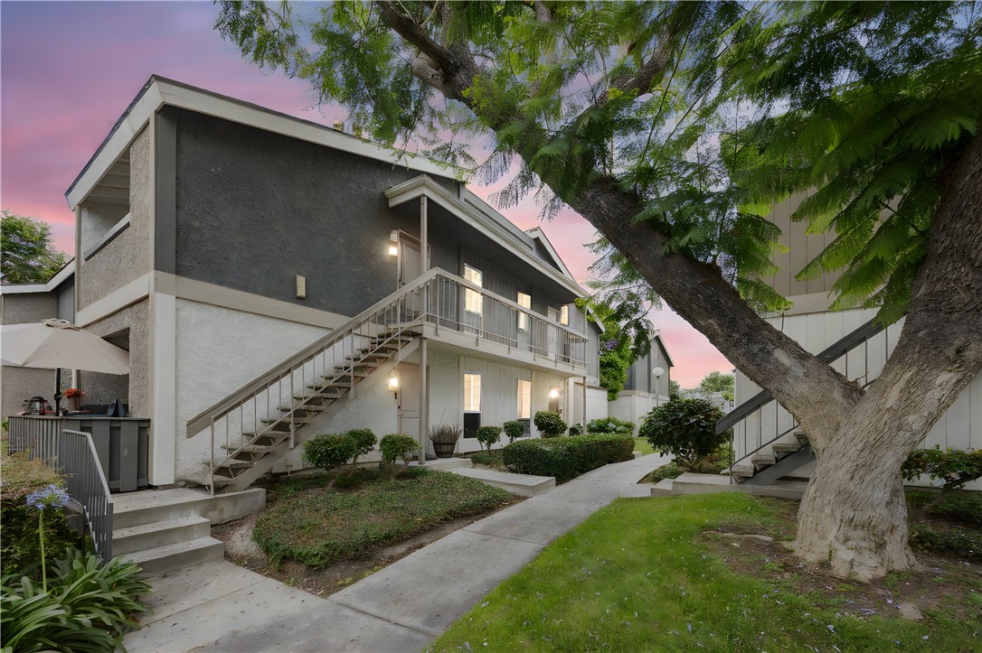 2849 S Fairview Street H