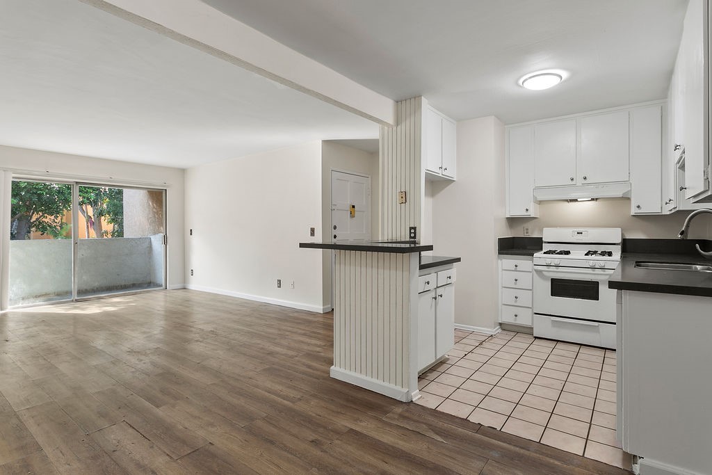 1001 W Macarthur Boulevard 110