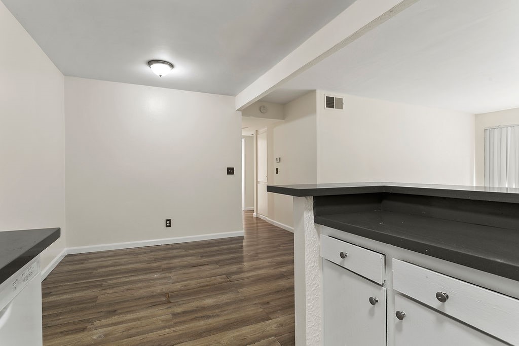 1001 W Macarthur Boulevard 110