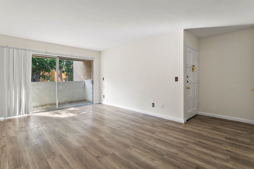 1001 W Macarthur Boulevard 110