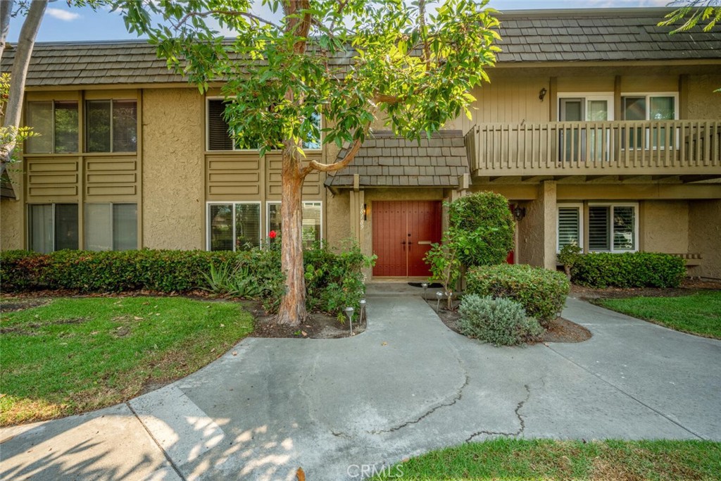 18189 Mesa Verde Court