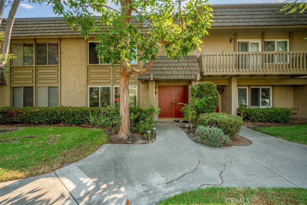 18189 Mesa Verde Court