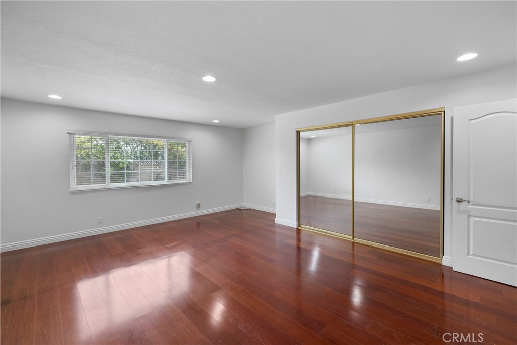 8262 Suffield Street