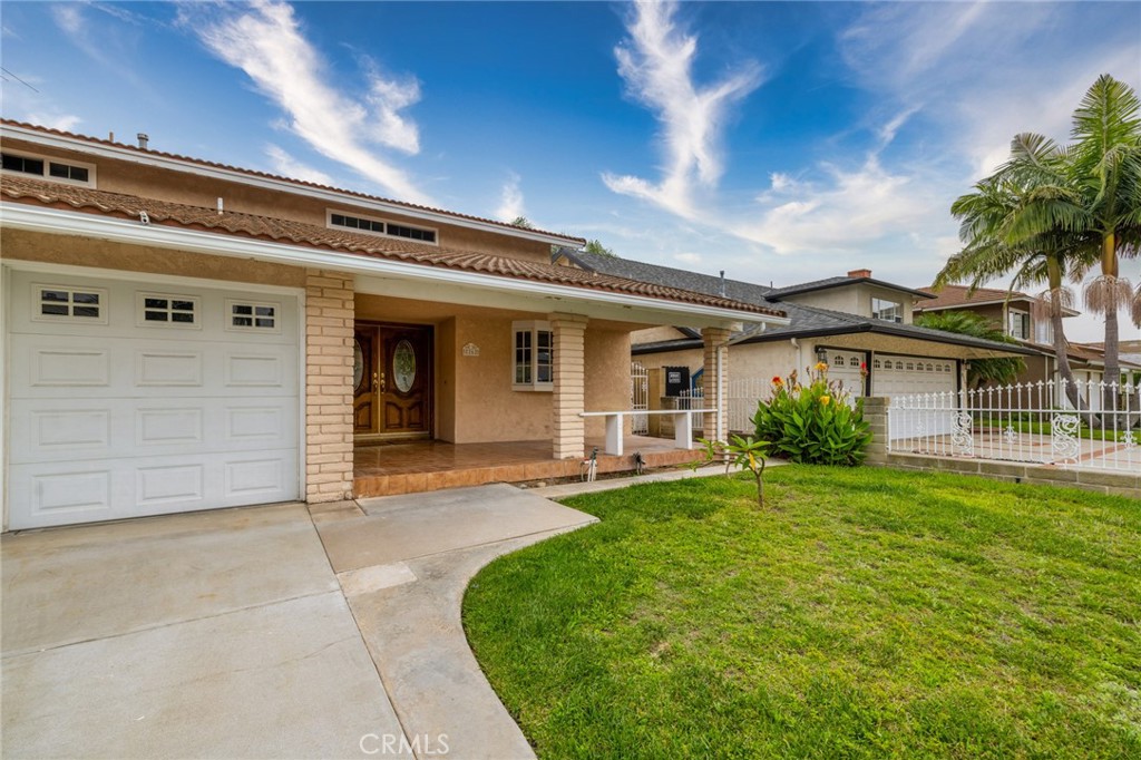 8262 Suffield Street