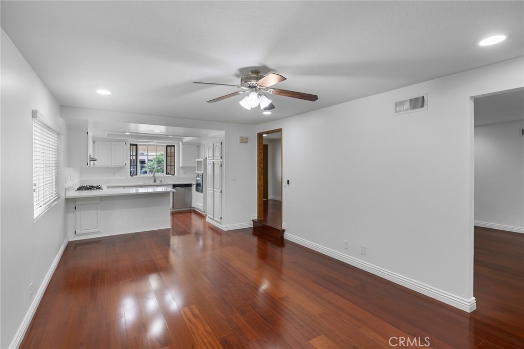 8262 Suffield Street