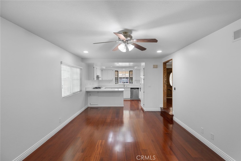 8262 Suffield Street