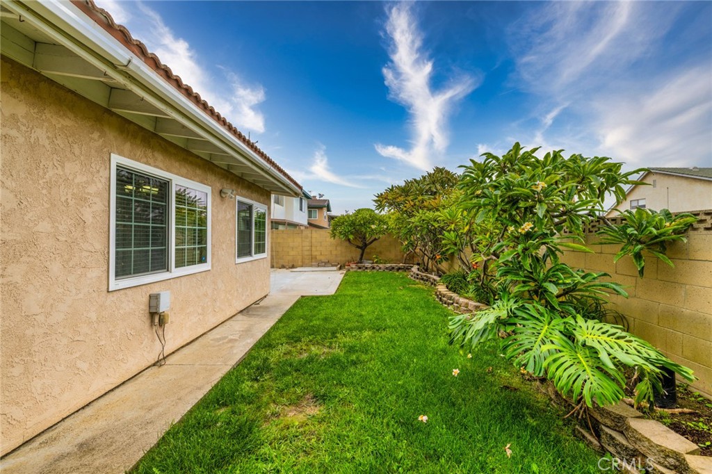 8262 Suffield Street