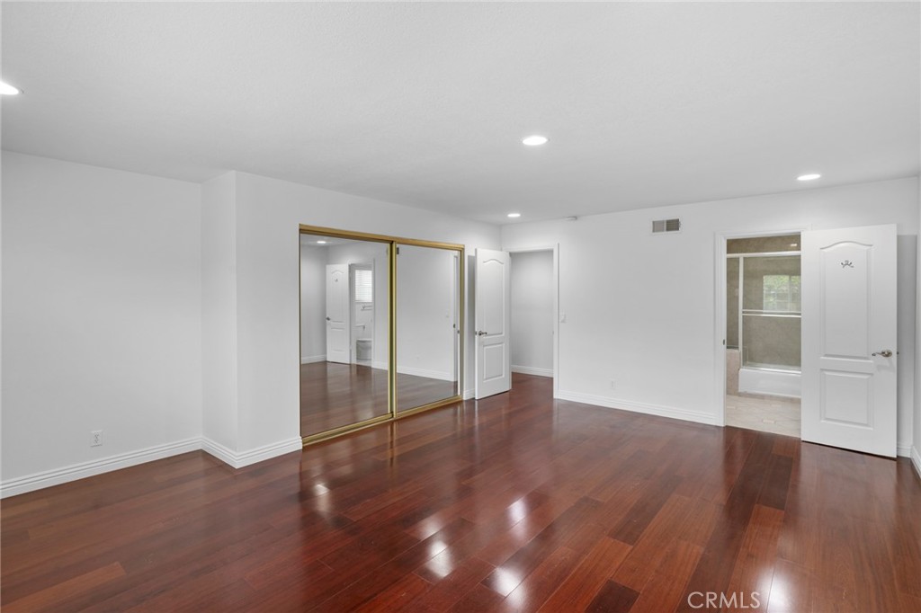 8262 Suffield Street