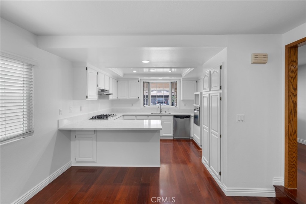 8262 Suffield Street