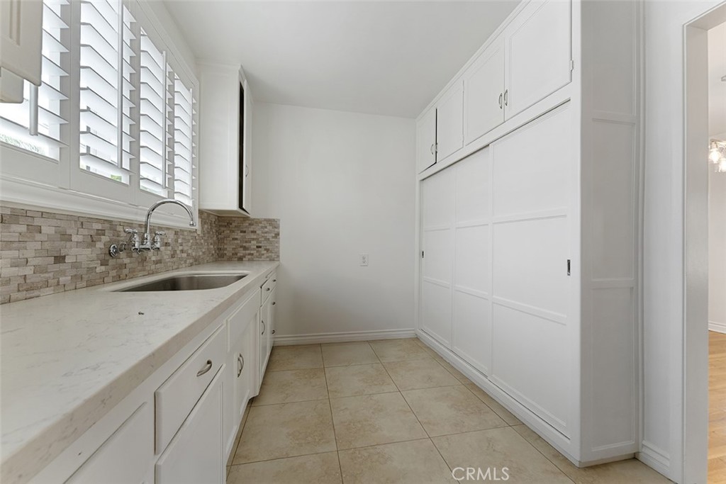 4024 Centralia Street