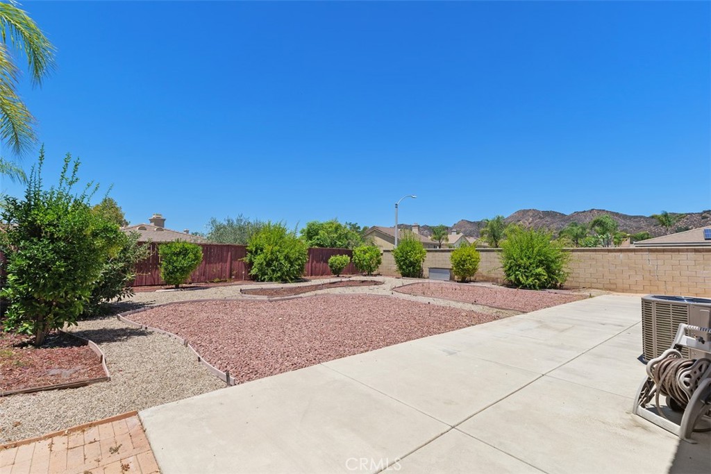 35921 Camelot Circle