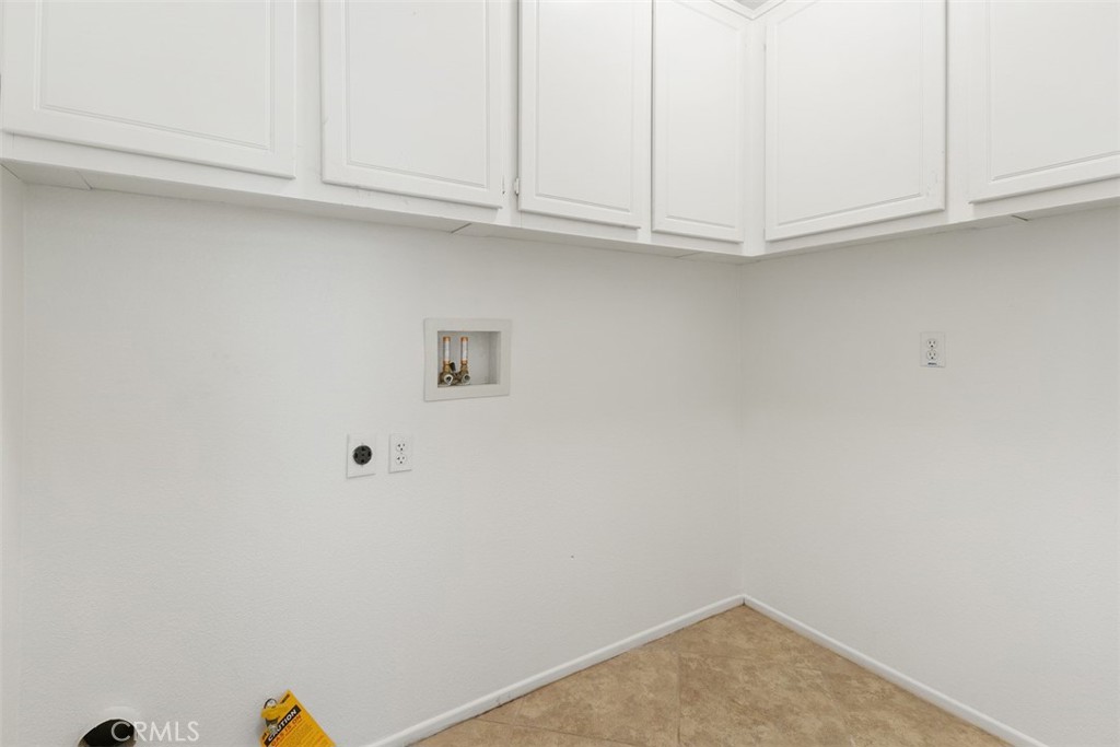 35921 Camelot Circle