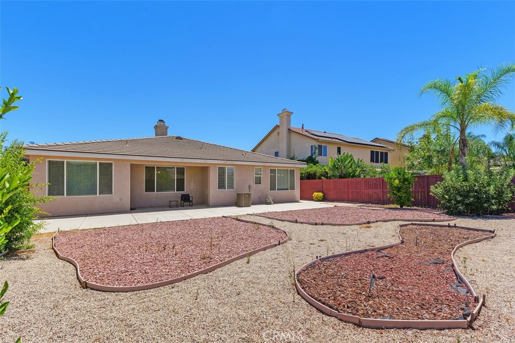 35921 Camelot Circle