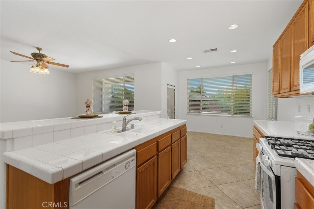 35921 Camelot Circle