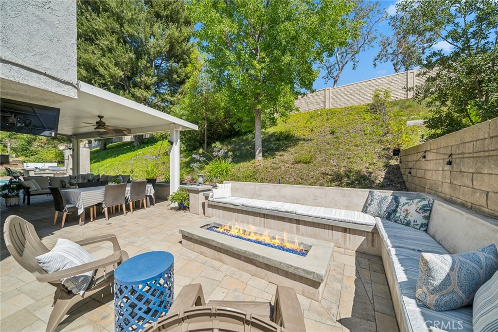 994 S La Salle Circle