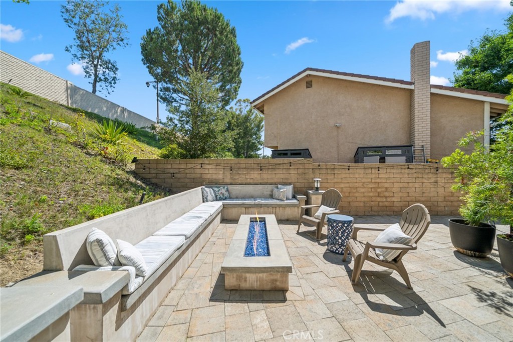 994 S La Salle Circle