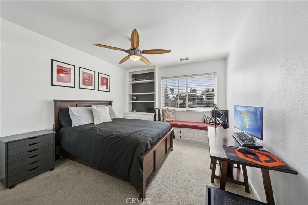 994 S La Salle Circle