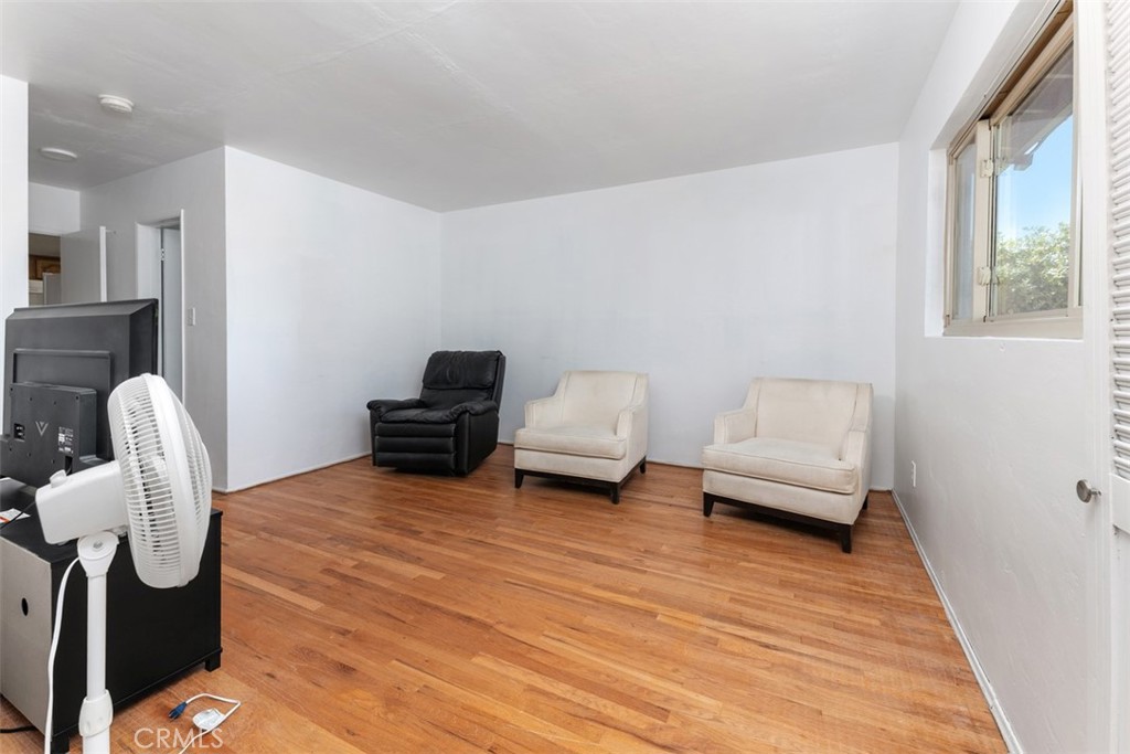 1828 Oakshire Court