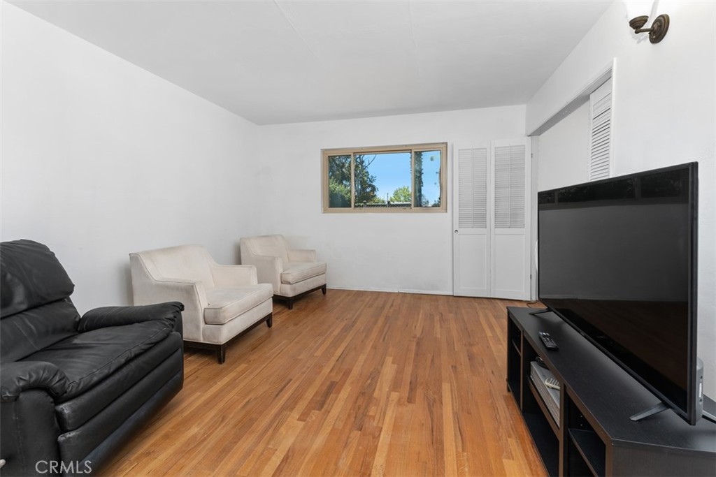1828 Oakshire Court