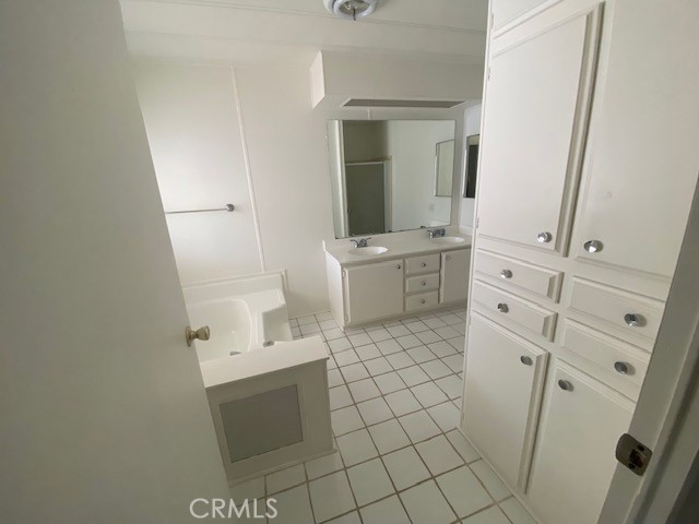 1341 Harbor Lake Avenue 24