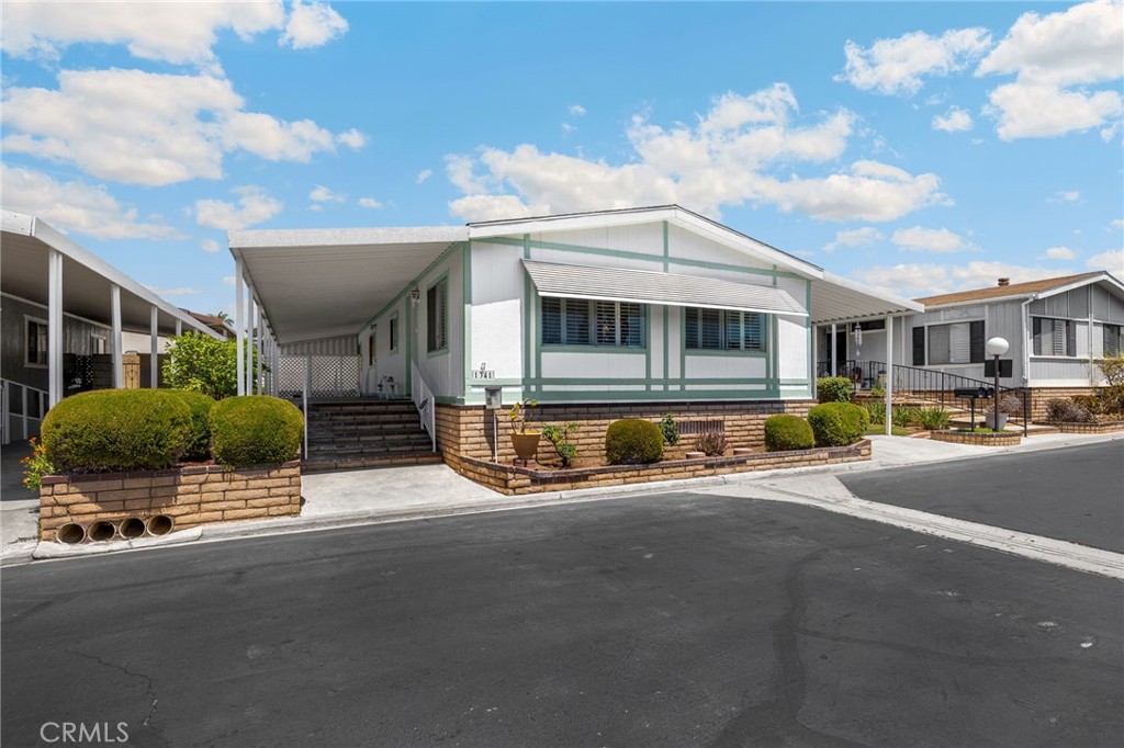 1341 Harbor Lake Avenue 24