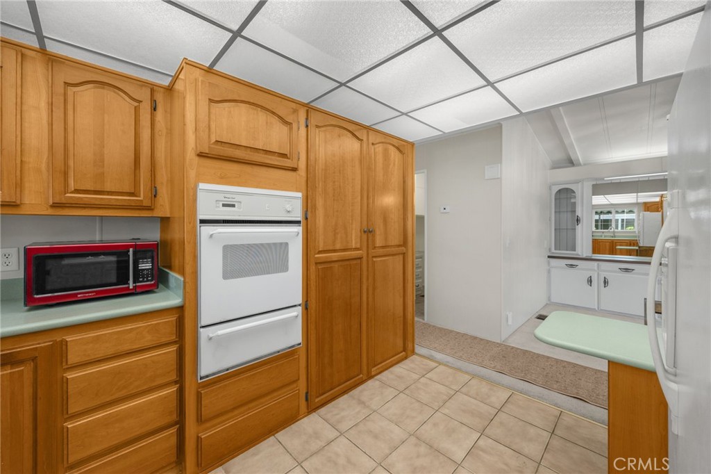 1341 Harbor Lake Avenue 24