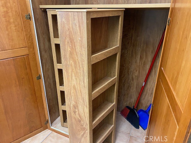 1341 Harbor Lake Avenue 24