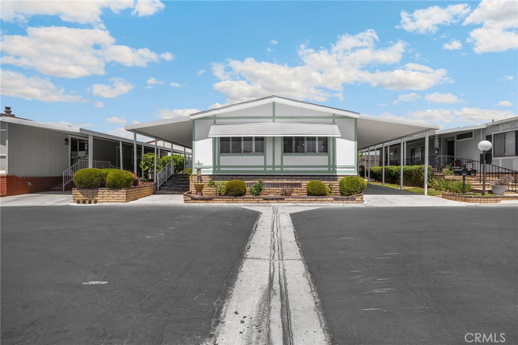 1341 Harbor Lake Avenue 24