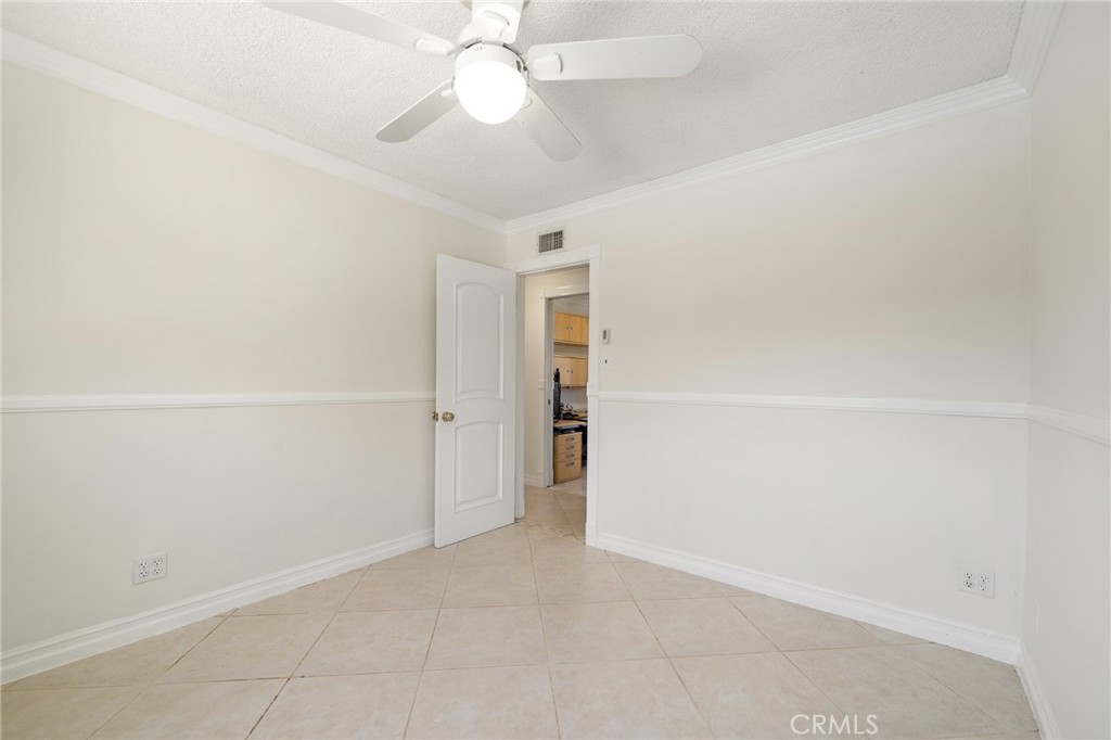 10402 Lorraine Ln