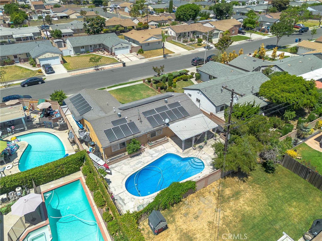 10402 Lorraine Ln