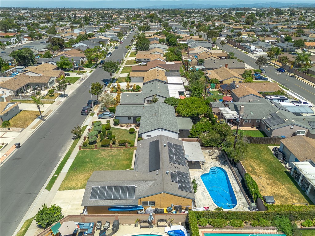 10402 Lorraine Ln