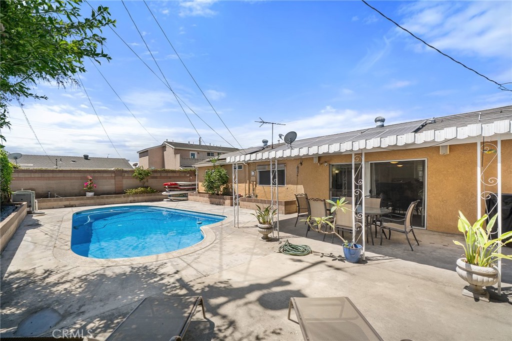 10402 Lorraine Ln