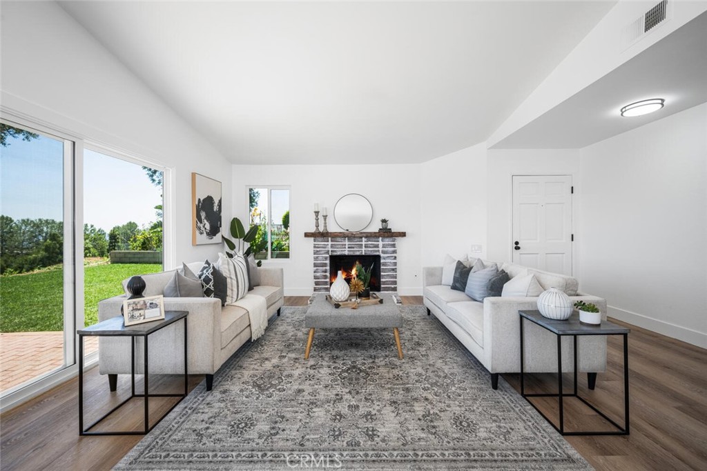 3620 Vista Glen Circle