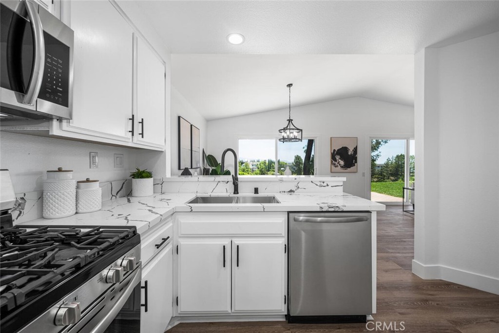 3620 Vista Glen Circle