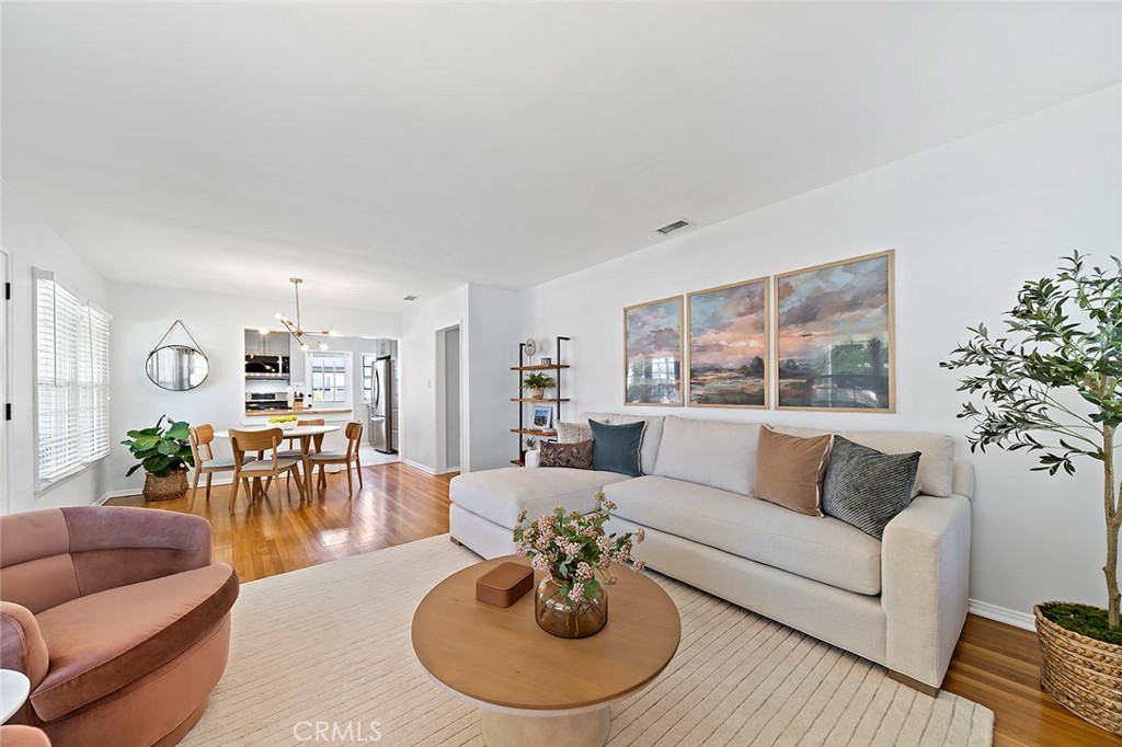 5322 E Flagstone Street