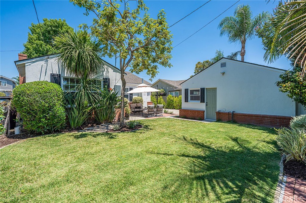 5322 E Flagstone Street