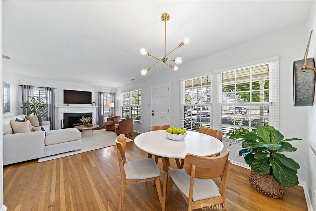 5322 E Flagstone Street