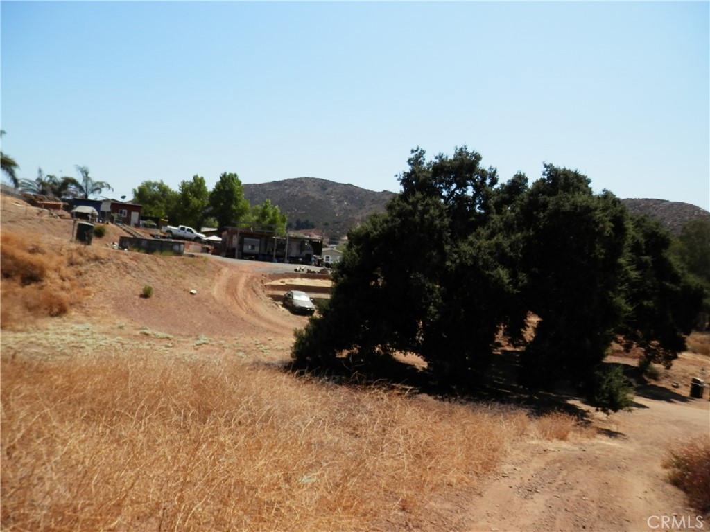 0 D Acacia Street