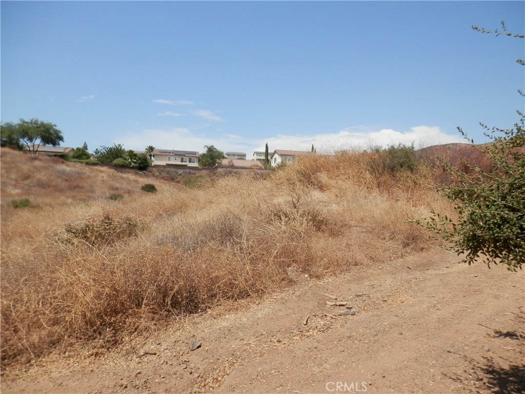 0 D Acacia Street