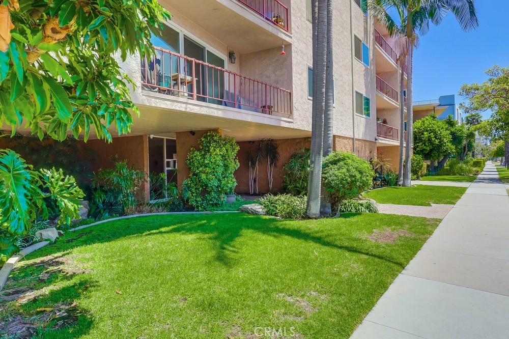 3609 E 2nd Street 303