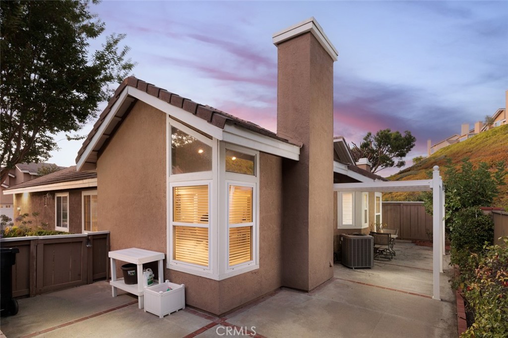 830 S Sapphire Lane