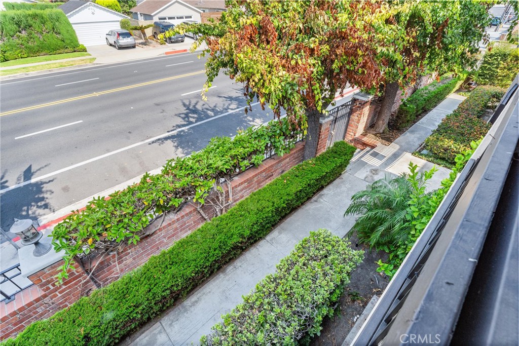 12200 Montecito Road A205