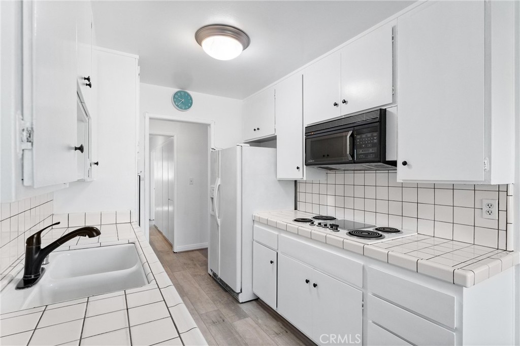 12200 Montecito Road A205