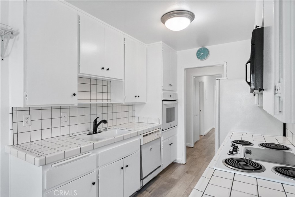 12200 Montecito Road A205