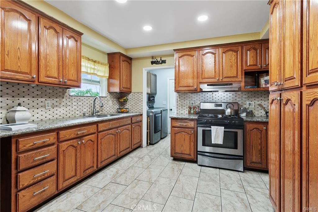 1303 N Merona
