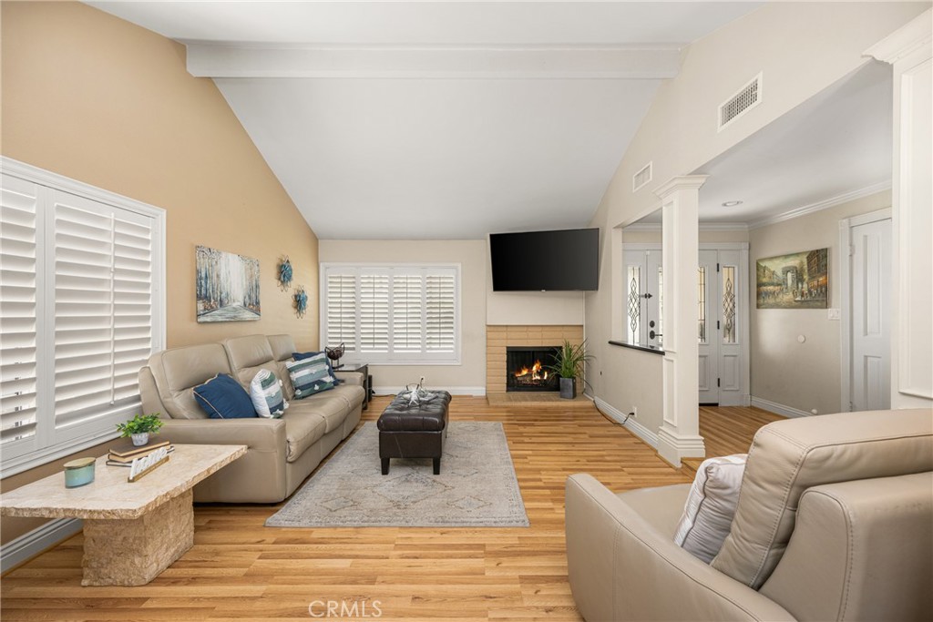 4353 E E Bluewater Circle