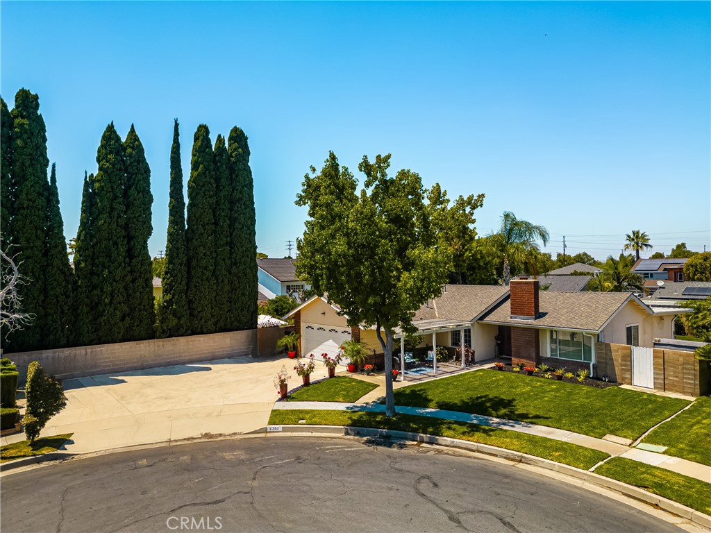 4353 E E Bluewater Circle