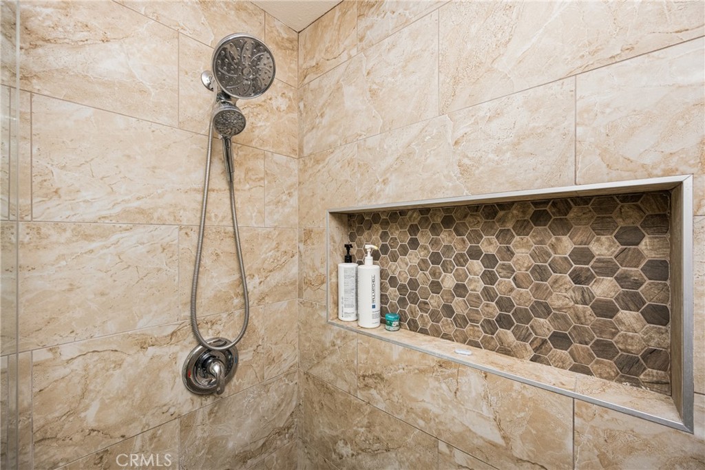 4353 E E Bluewater Circle